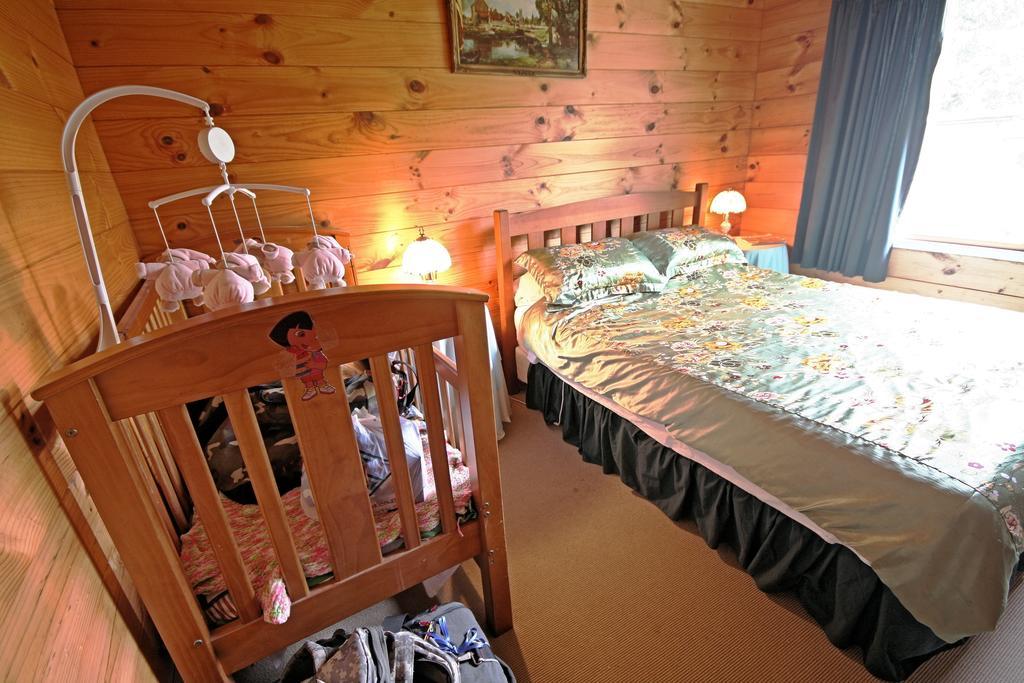 Tony'S Lodge Turangi Rom bilde